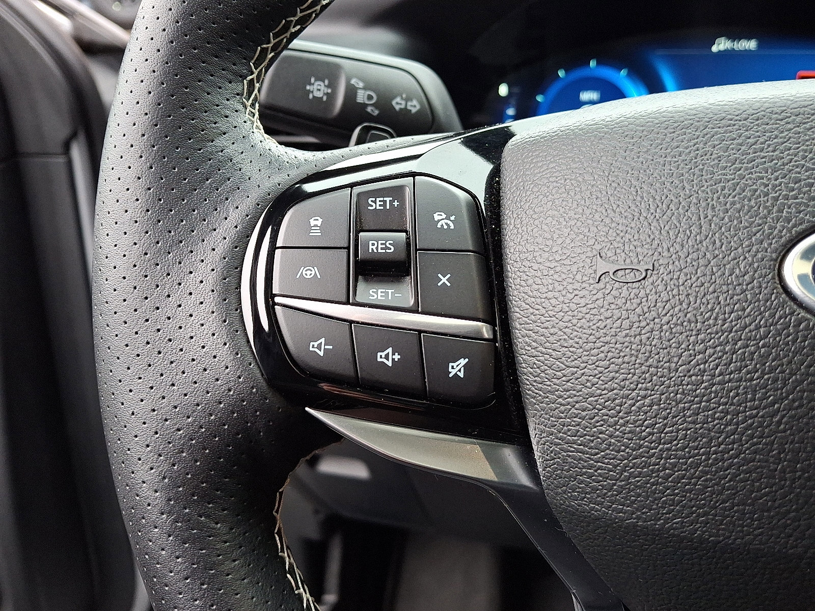 Certified 2023 Ford Explorer ST w/ Equipment Group 401A image 23