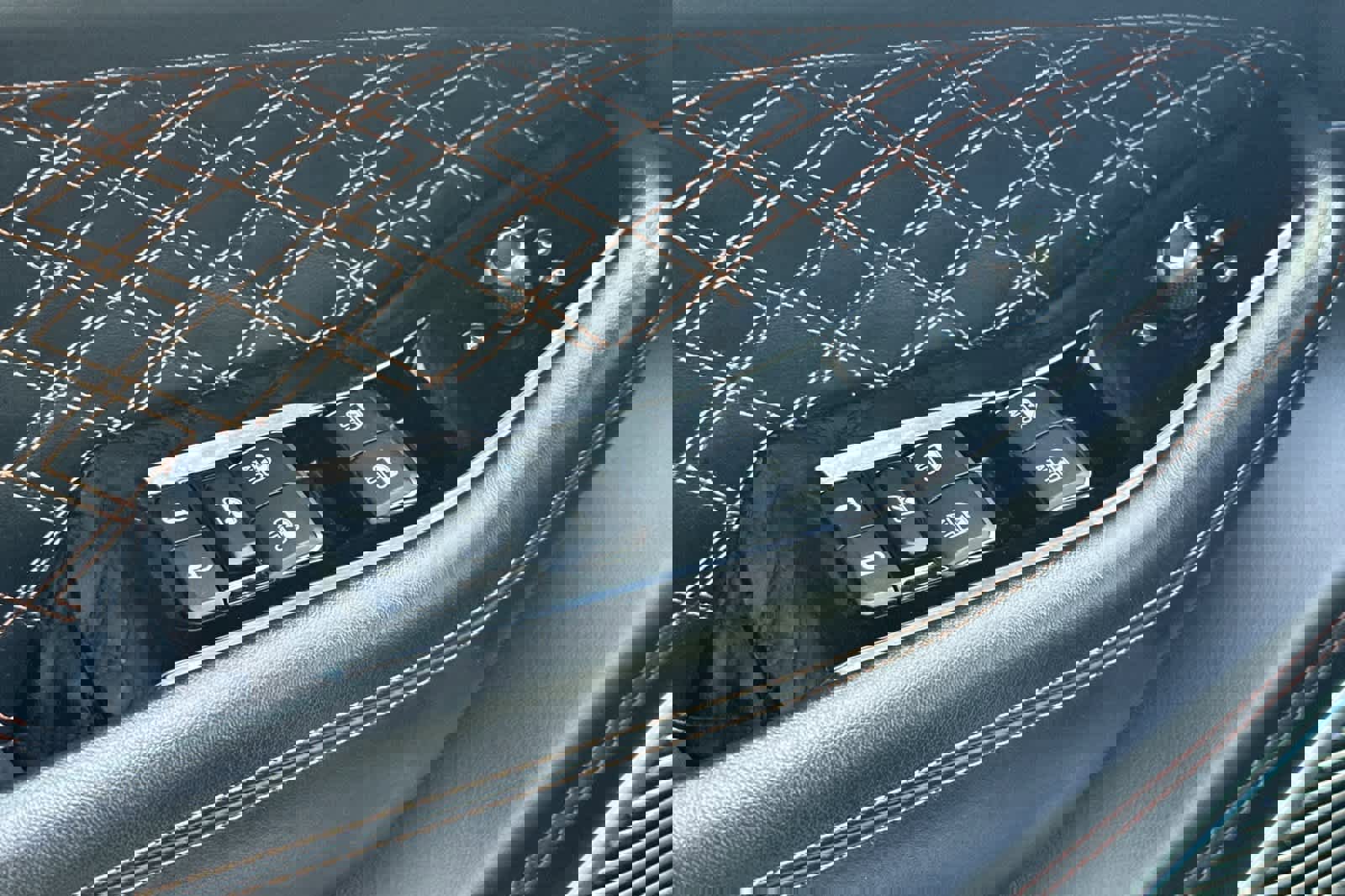 Used 2023 Jeep Grand Cherokee L Summit image 12