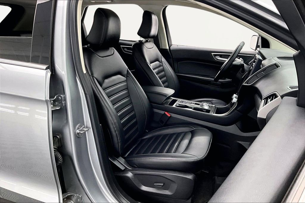 Certified 2022 Ford Edge SEL w/ Convenience Package image 7