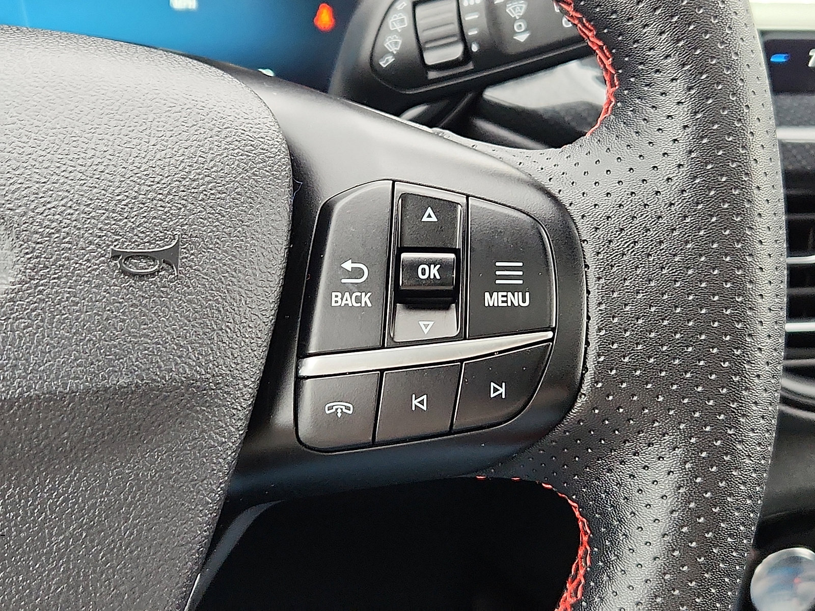 Certified 2023 Ford Escape ST-Line Elite w/ Premium Technology Package AWD/4WD image 22