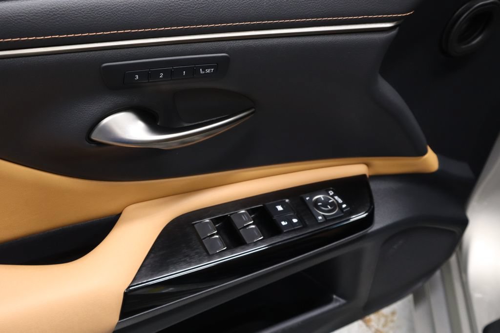 Used 2022 Lexus ES 350 w/ Premium Package FWD image 24