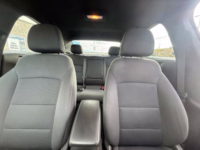 Used 2019 Chevrolet Cruze LT w/ Convenience Package FWD image 16
