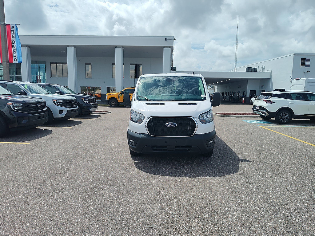 Certified 2025 Ford Transit 250 Low Roof w/ Exterior Upgrade Package RWD image 4