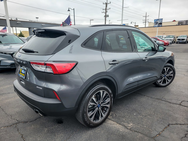 Certified 2022 Ford Escape SE w/ SE Sport Appearance Package image 5