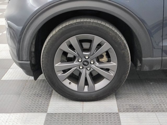 Certified 2024 Ford Explorer XLT w/ Equipment Group 202A AWD/4WD image 9
