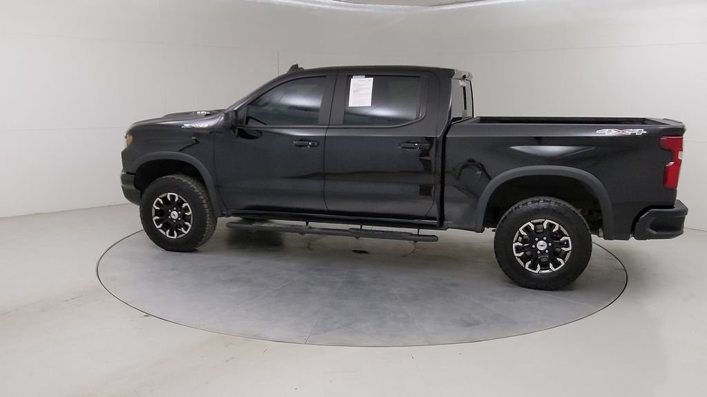 Used 2023 Chevrolet Silverado 1500 ZR2 w/ Technology Package AWD/4WD image 18