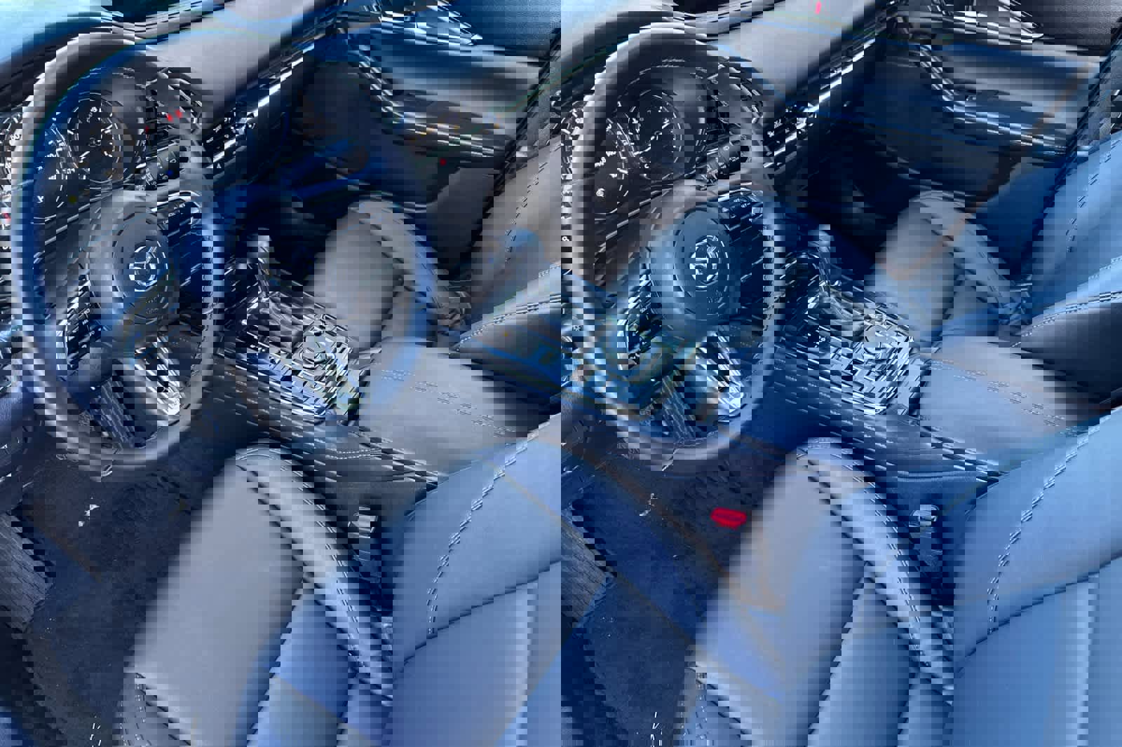 Used 2025 MAZDA CX-30 AWD 2.5 S w/ Preferred Package image 11