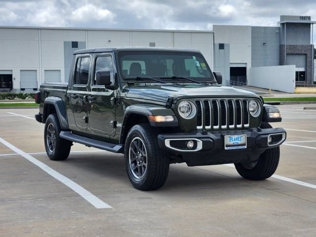Used 2022 Jeep Gladiator Overland w/ Popular Equipment Package AWD/4WD image 3