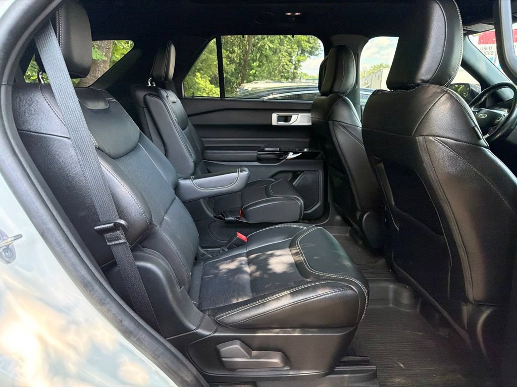 Certified 2023 Ford Explorer ST w/ Equipment Group 401A AWD/4WD image 6