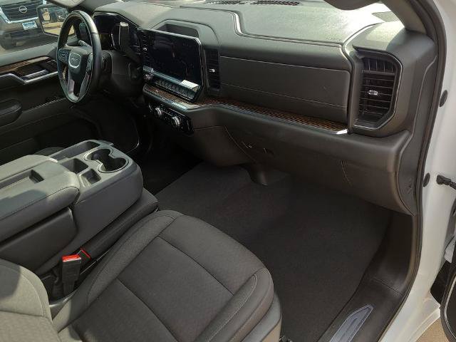 Used 2023 GMC Sierra 1500 SLE AWD/4WD image 10