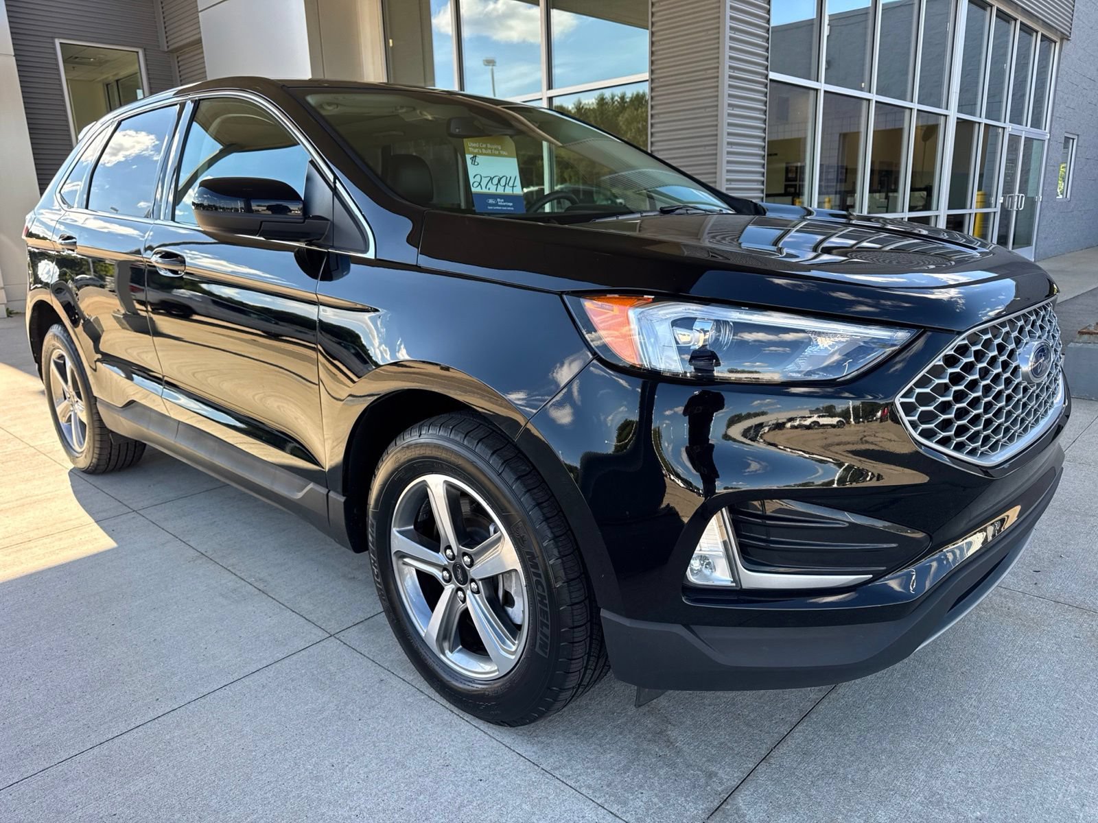 Certified 2024 Ford Edge SEL w/ Convenience Package AWD/4WD image 10
