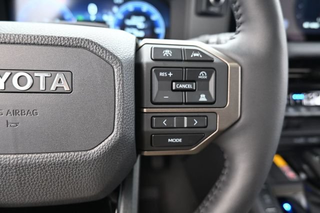Used 2025 Toyota Land Cruiser w/ Premium Package AWD/4WD image 18