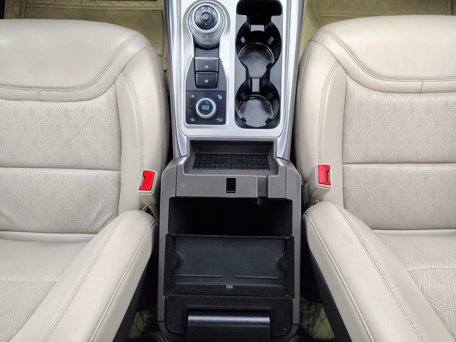 Certified 2020 Ford Explorer Platinum w/ Premium Technology Package AWD/4WD image 37
