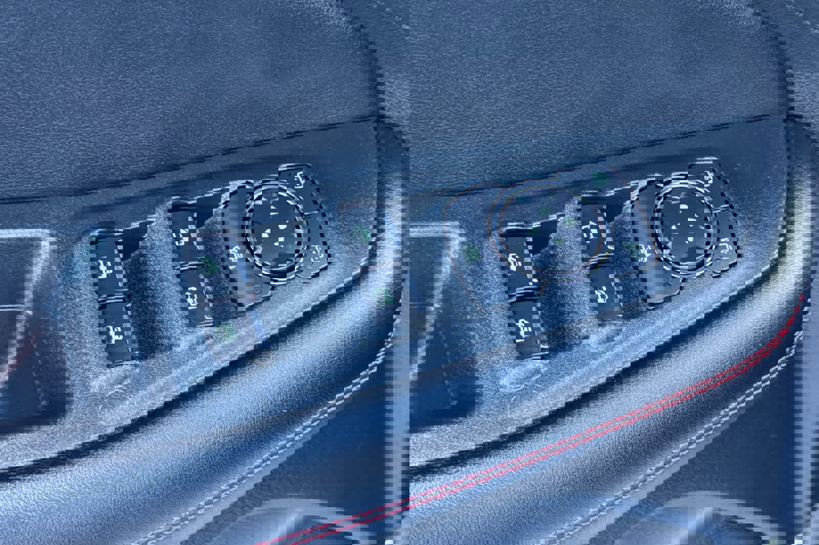 Certified 2021 Ford Edge ST-Line w/ Class II Trailer Tow Package image 13