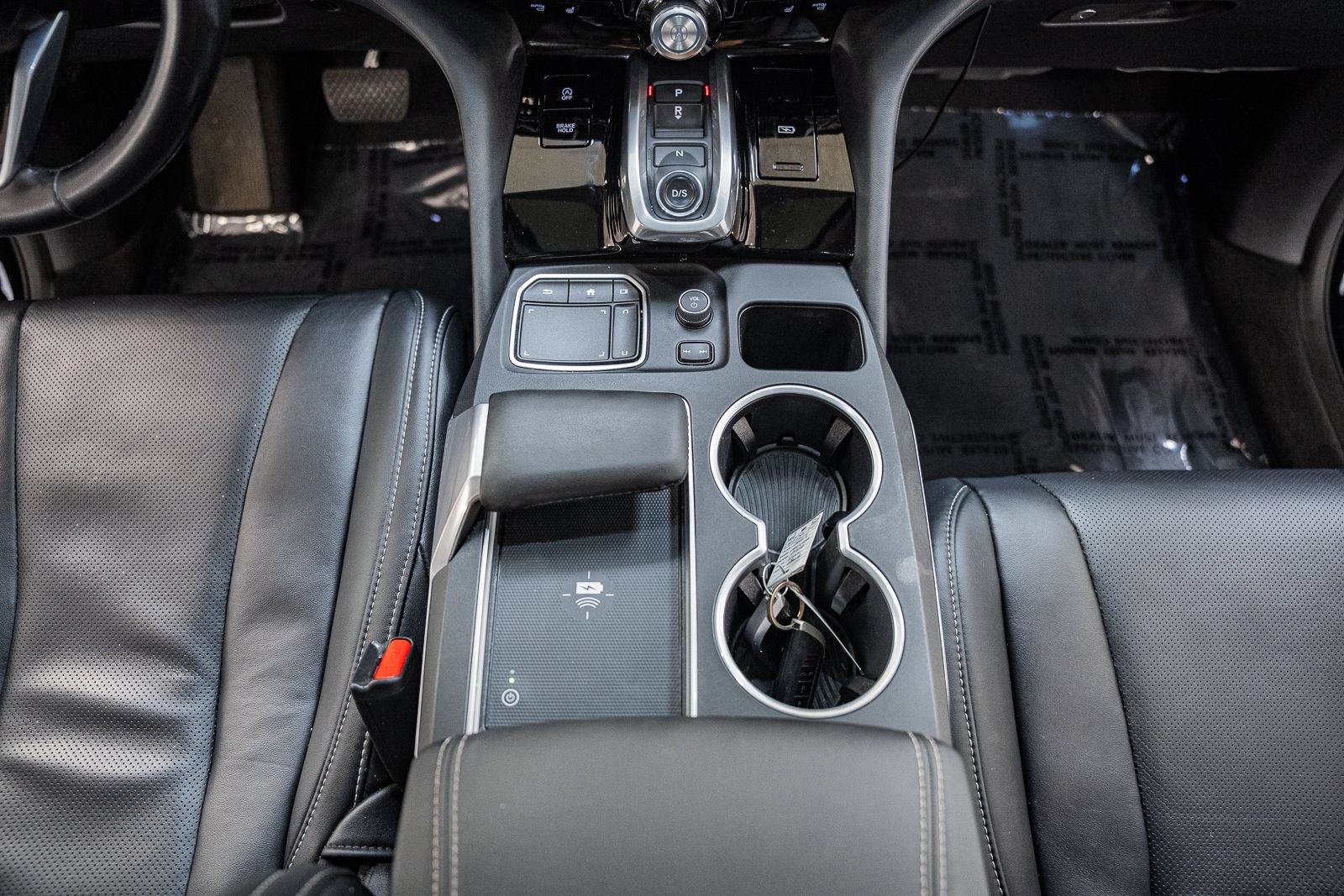 Used 2023 Acura MDX w/ Technology Package AWD/4WD image 31
