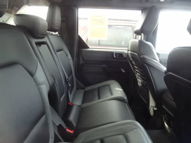 Certified 2024 Ford Bronco Black Diamond AWD/4WD image 8