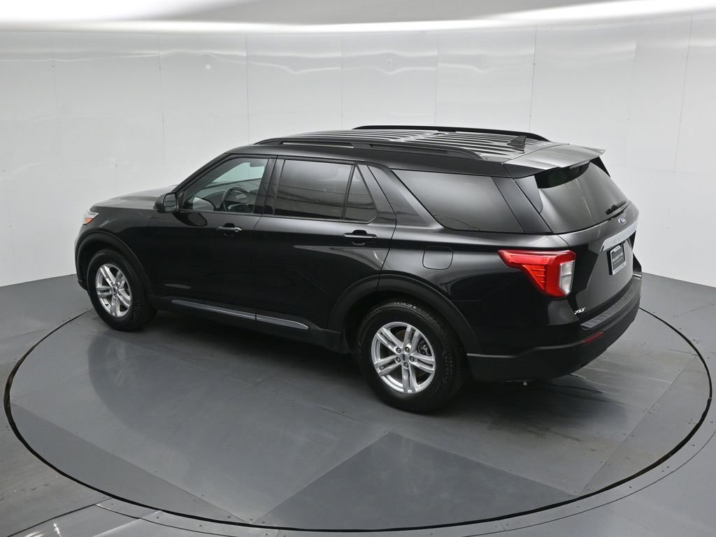 Certified 2022 Ford Explorer XLT image 45