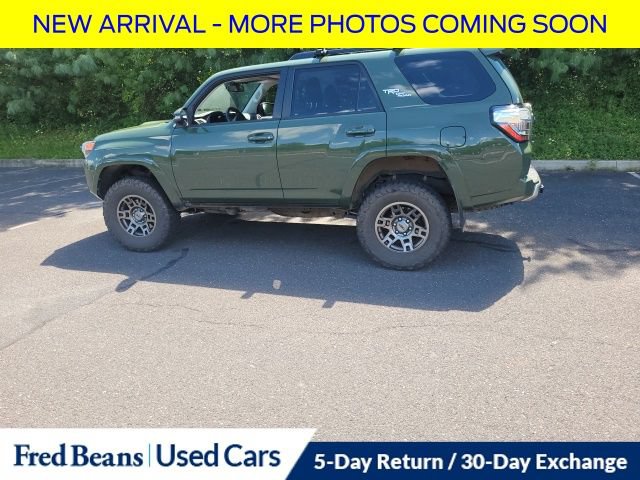 Used 2022 Toyota 4Runner TRD Off-Road Premium AWD/4WD image 10