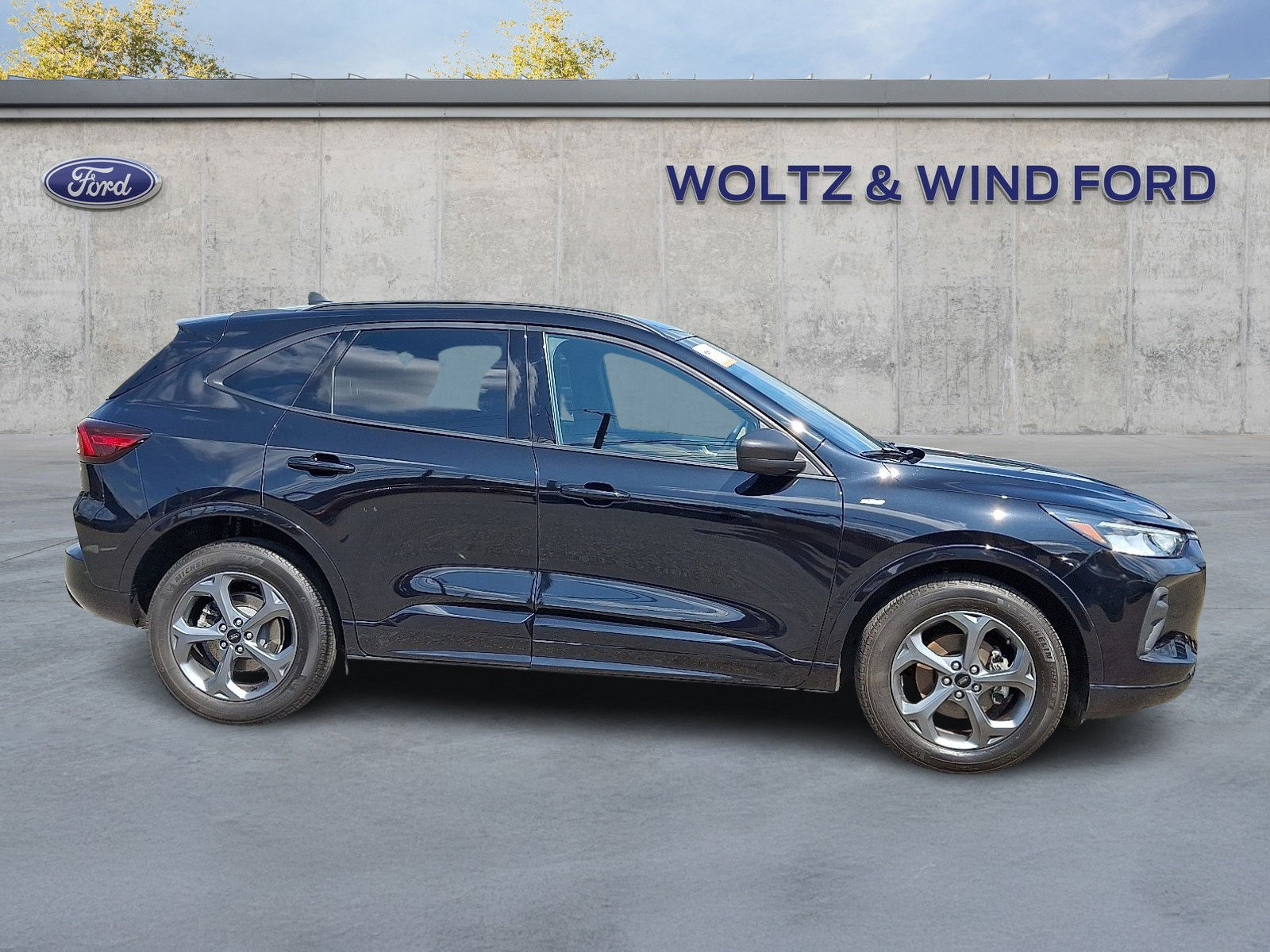 Certified 2024 Ford Escape ST-Line AWD/4WD image 7
