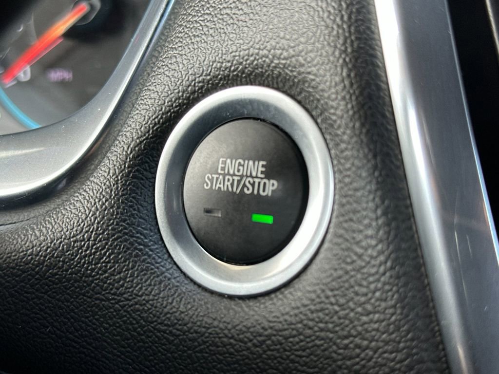 Used 2023 Chevrolet Traverse LT image 22