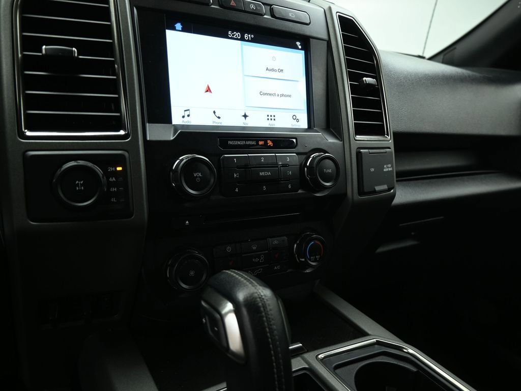 Certified 2017 Ford F150 Raptor w/ Equipment Group 801A Mid image 16