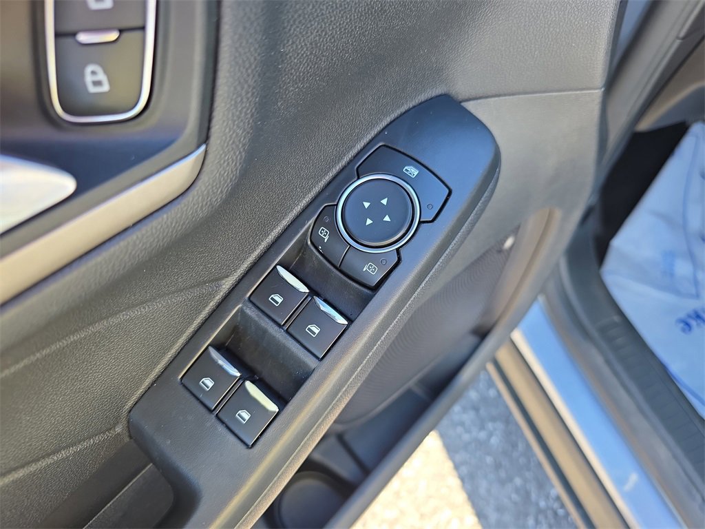 Certified 2022 Ford Escape SEL image 19