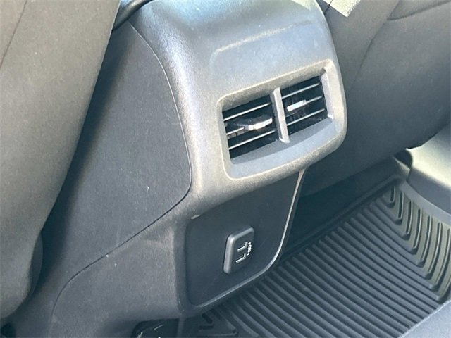 Used 2023 Chevrolet Equinox LT image 20