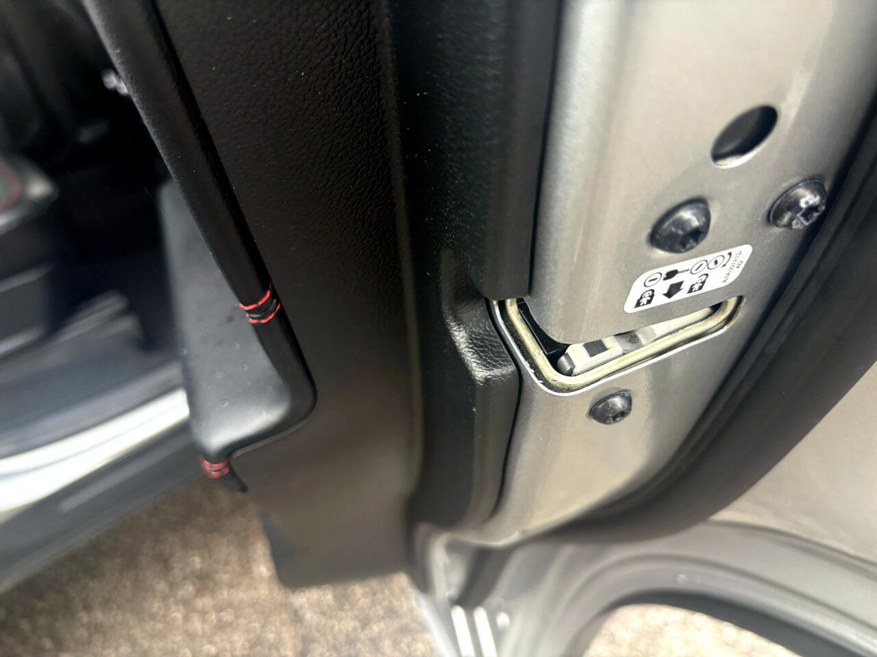 Certified 2023 Ford Explorer ST-Line w/ Class IV Trailer Tow Package image 53