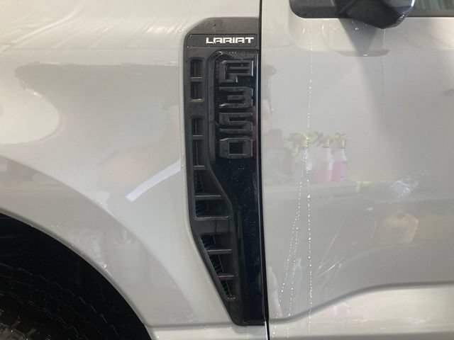 Certified 2025 Ford F350 Lariat w/ Black Appearance Package AWD/4WD image 24