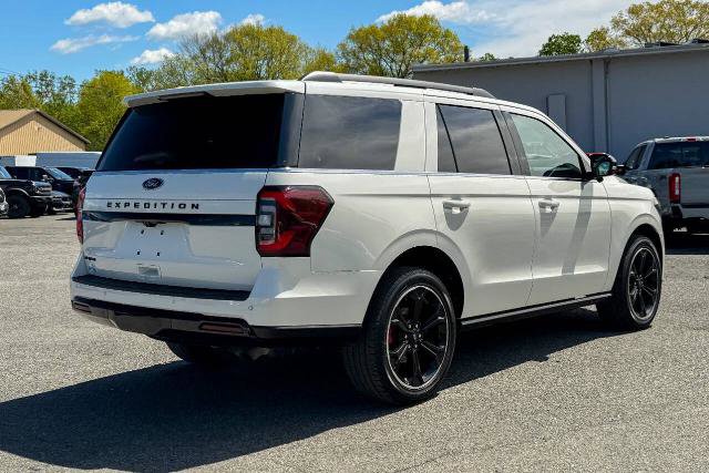 Certified 2023 Ford Expedition Limited AWD/4WD image 4