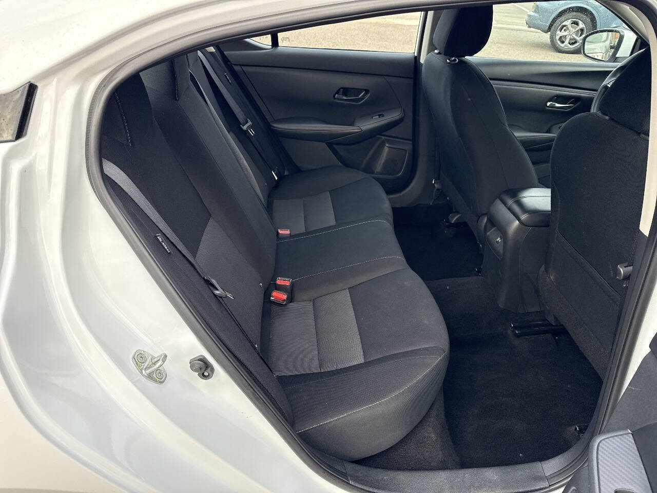 Used 2024 Nissan Sentra SV FWD image 13