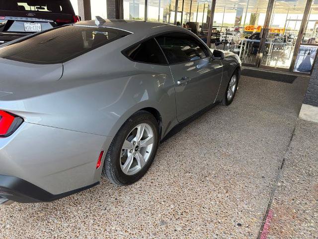 Certified 2024 Ford Mustang Coupe RWD image 4