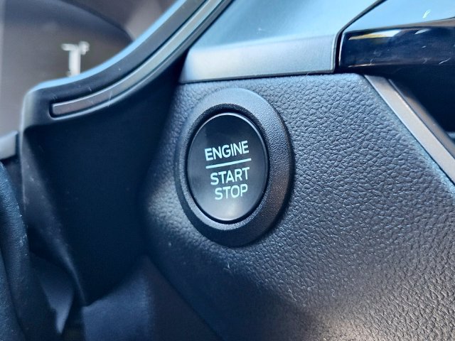 Certified 2024 Ford Escape Active AWD/4WD image 24