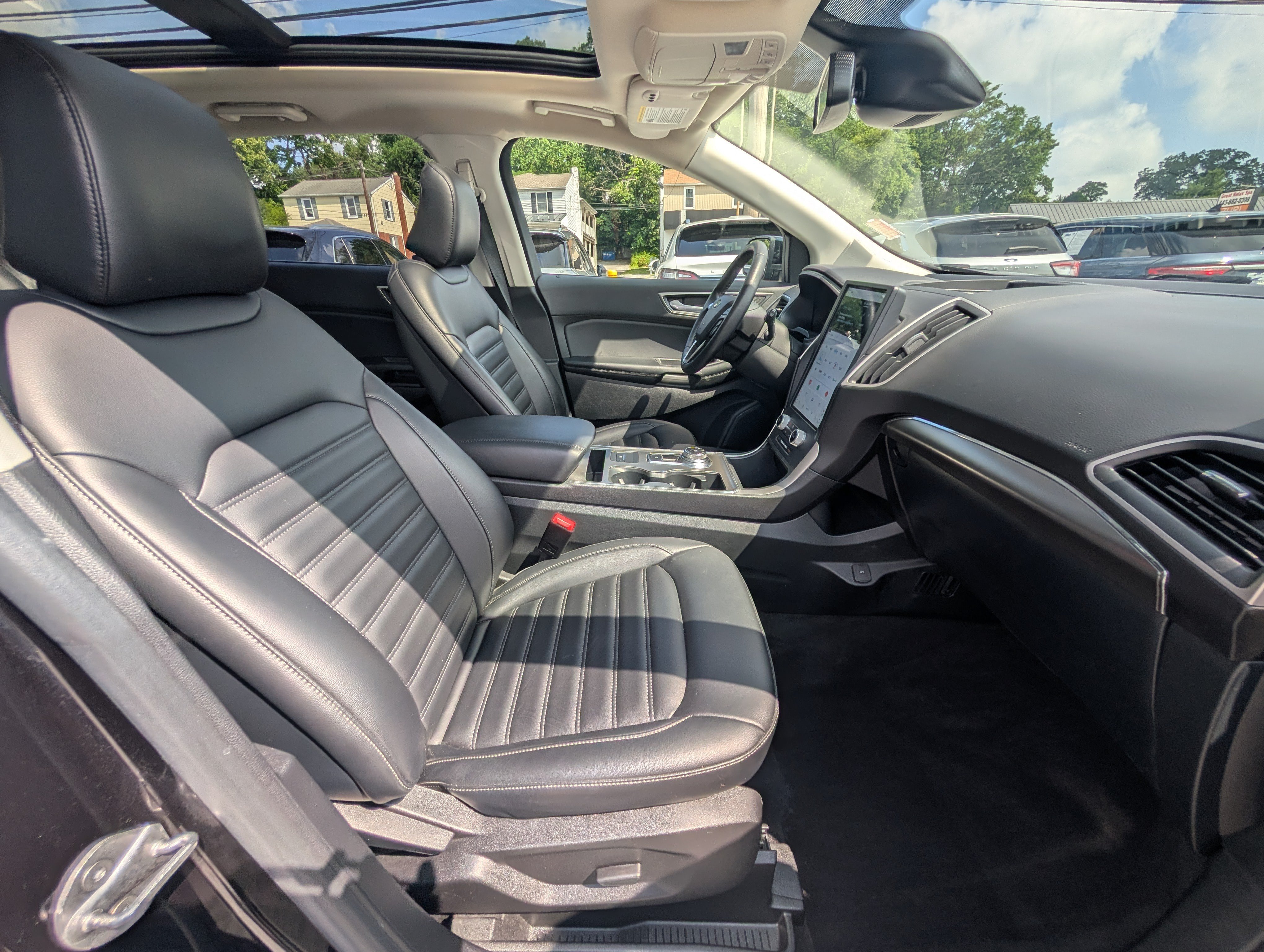 Certified 2022 Ford Edge SEL w/ Convenience Package AWD/4WD image 12