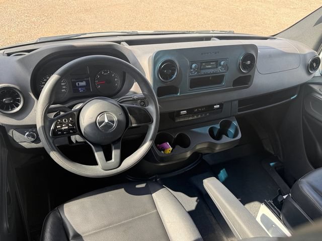 Used 2022 Mercedes-Benz Sprinter 2500 image 9