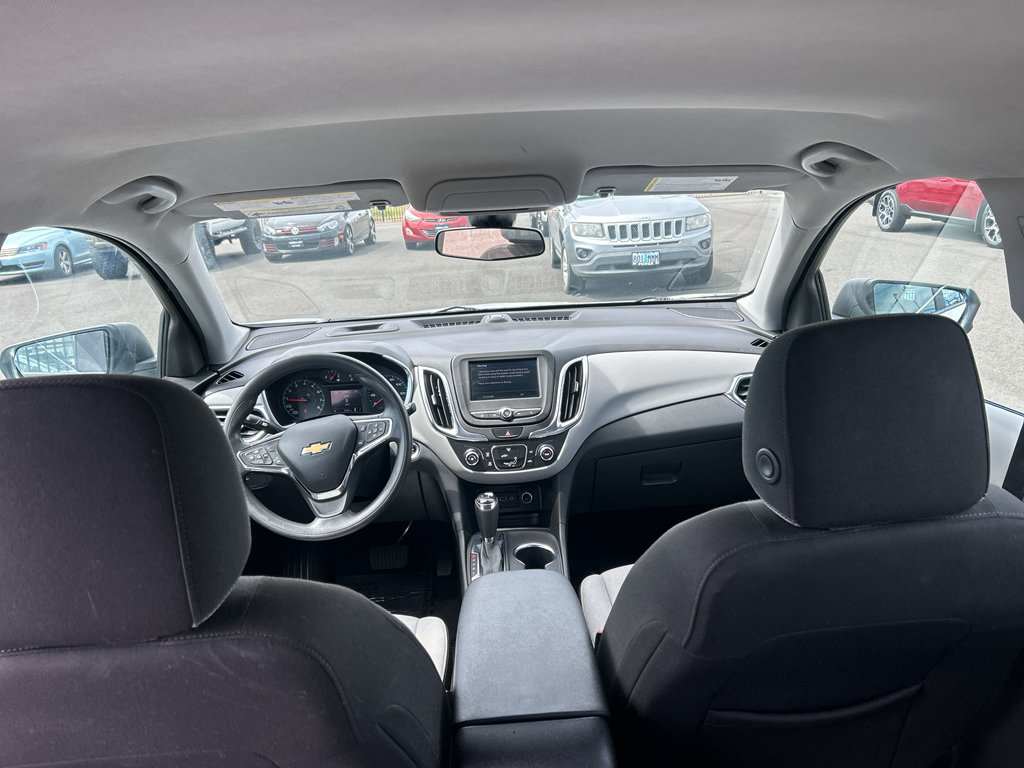 Used 2021 Chevrolet Equinox LS AWD/4WD image 15