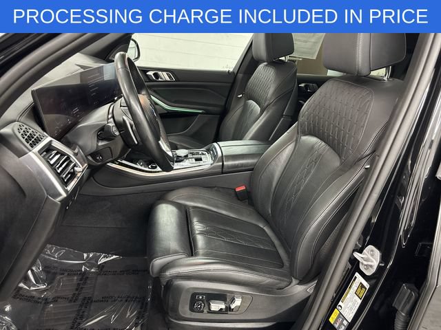 Used 2025 BMW X5 xDrive50e AWD/4WD image 3