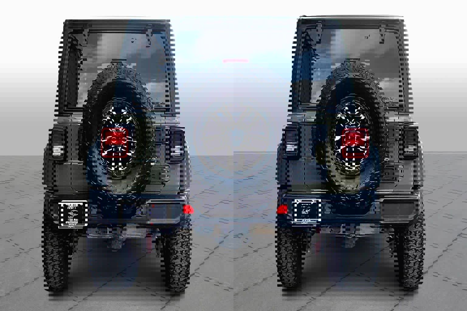 Used 2025 Jeep Wrangler Willys image 3