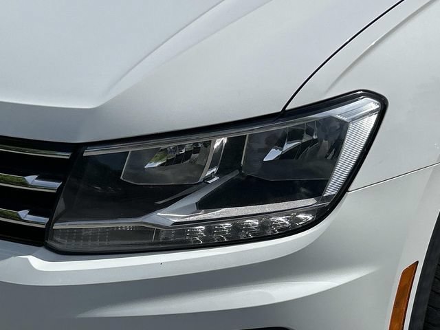 Used 2018 Volkswagen Tiguan SE FWD image 9