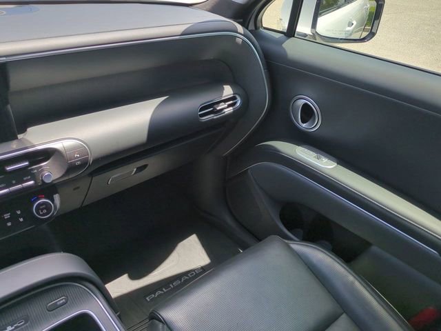 Used 2026 Hyundai Palisade Calligraphy FWD image 17