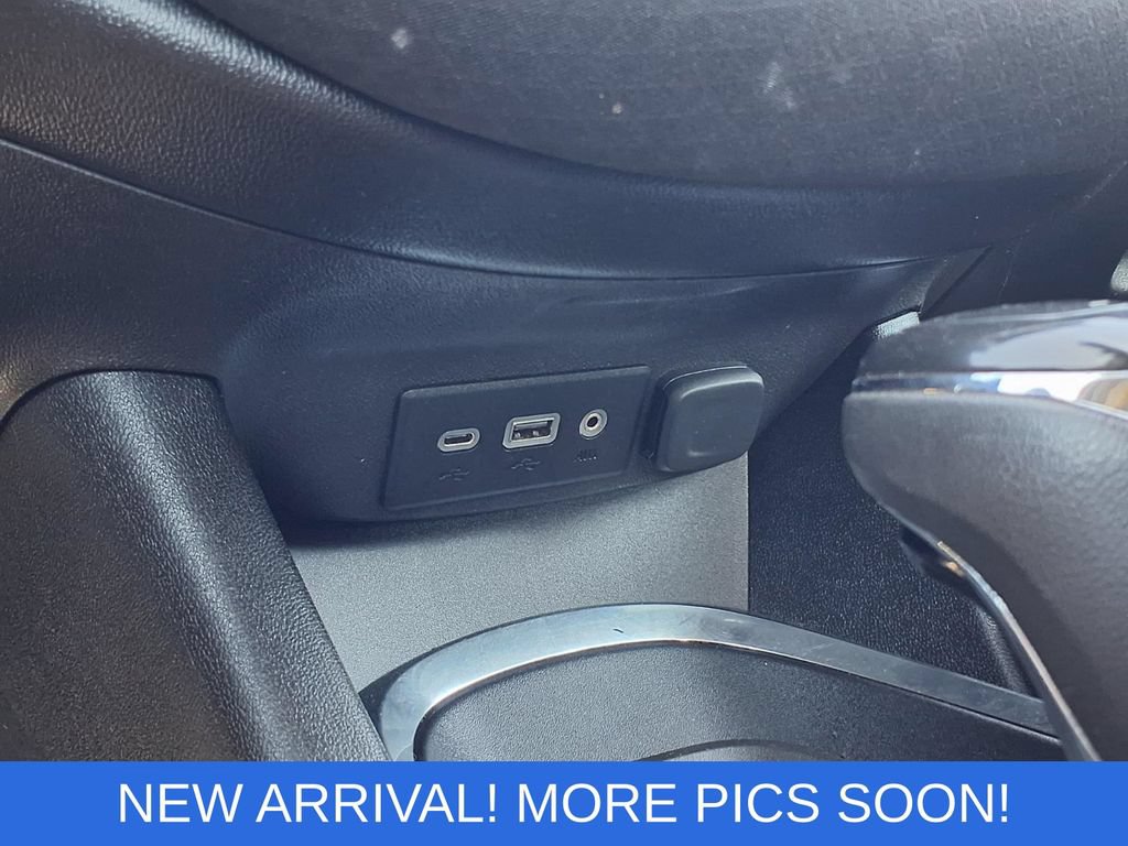 Used 2020 Chevrolet Malibu LT FWD image 12
