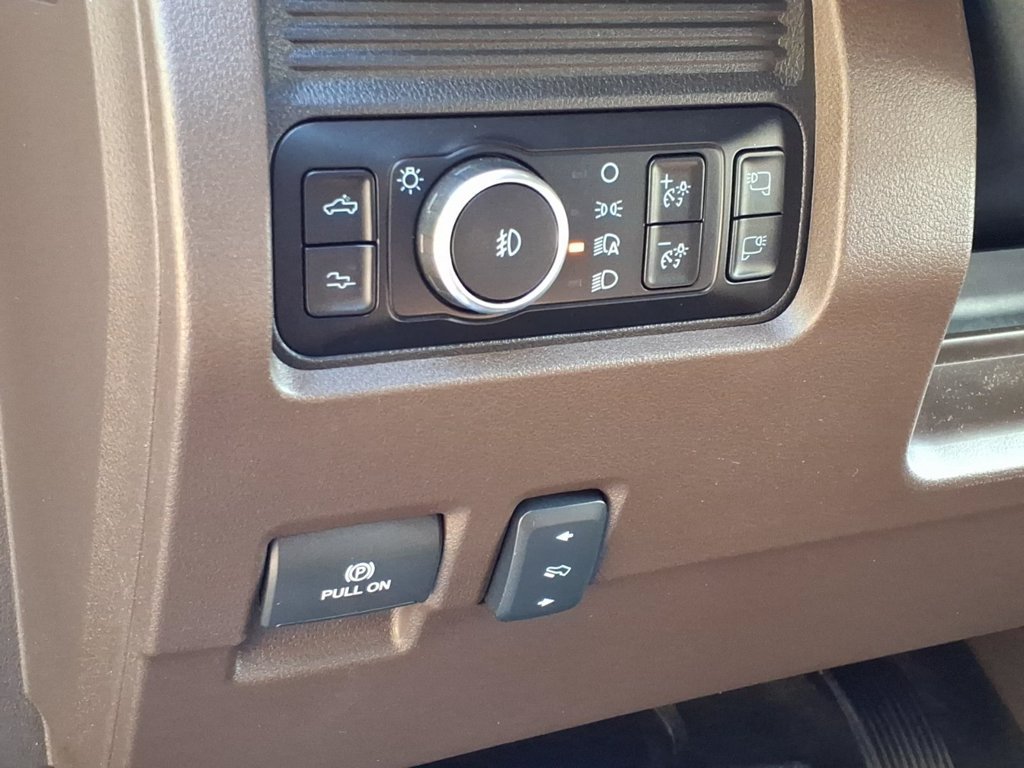 Certified 2025 Ford F350 King Ranch AWD/4WD image 27