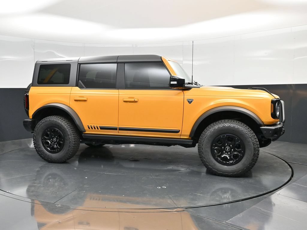 Certified 2021 Ford Bronco First Edition AWD/4WD image 3