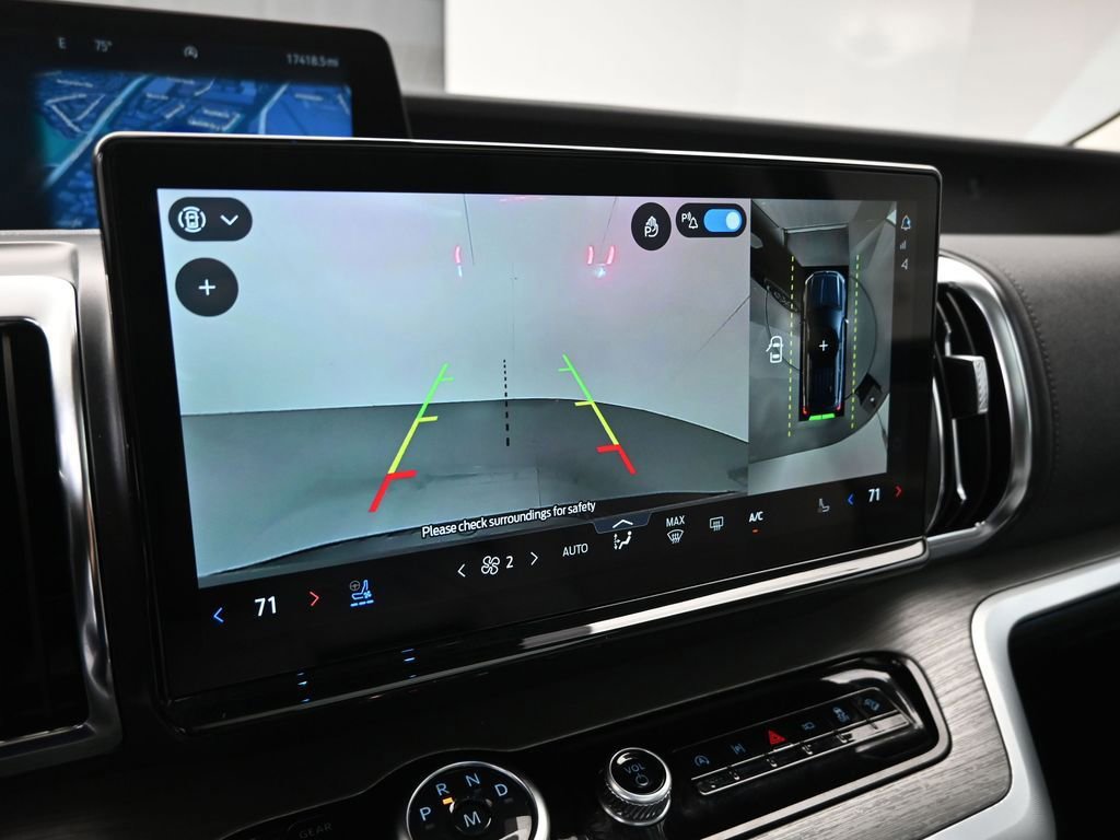 Certified 2025 Ford Expedition Max Platinum image 44