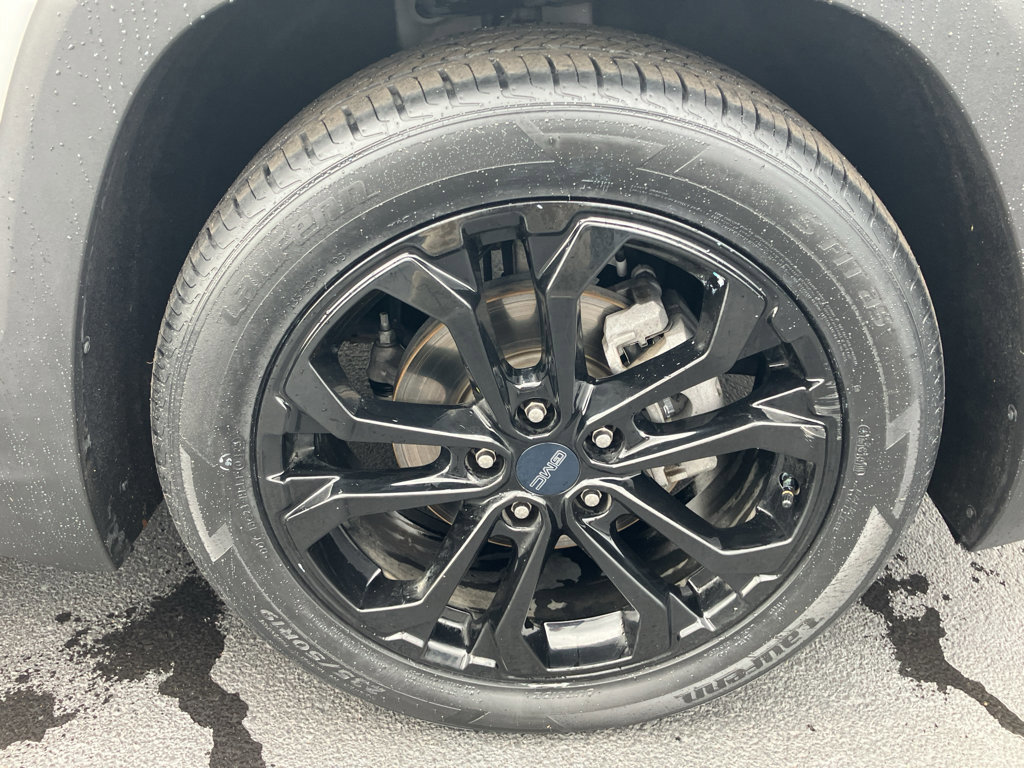 Used 2020 GMC Terrain SLT w/ Preferred Package image 10