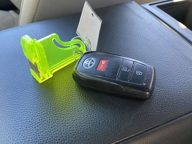 Used 2024 Toyota Tacoma SR5 image 34