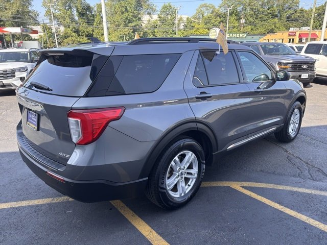Certified 2022 Ford Explorer XLT image 6