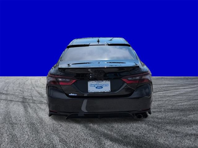 Used 2024 Toyota Camry SE w/ Convenience Package FWD image 5