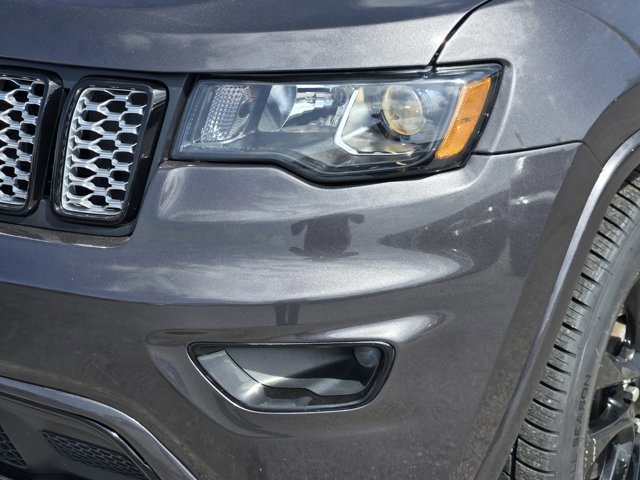 Used 2021 Jeep Grand Cherokee Laredo X image 9