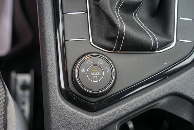 Used 2024 Volkswagen Taos S AWD/4WD image 17